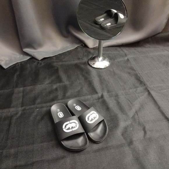 ecco flip flops men's